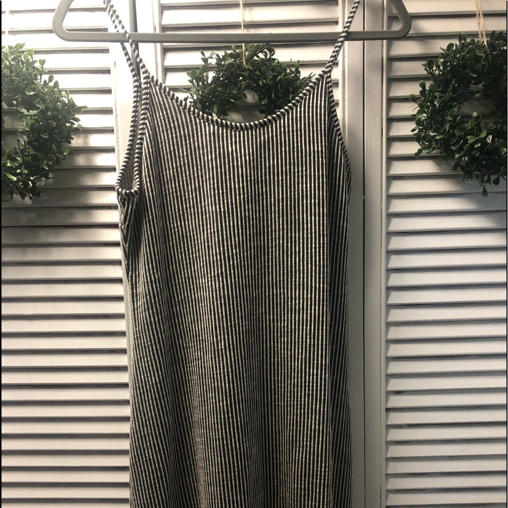 Lush black and white seersucker dress